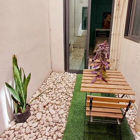 Homestay Happy Hive Zejtun