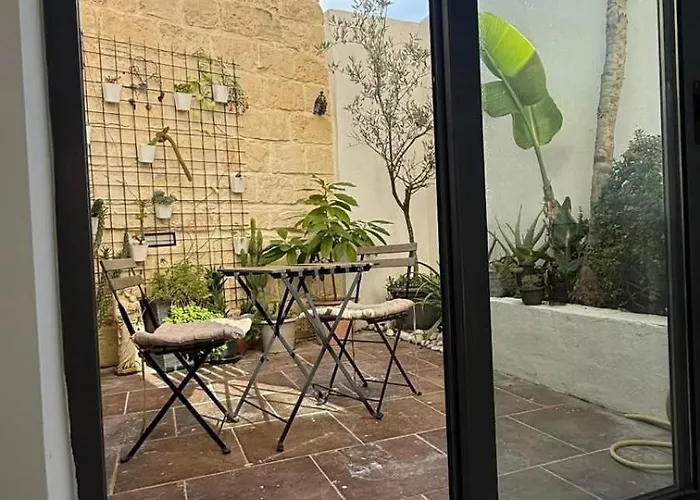 Gazde/Camere de închiriat Happy Hive